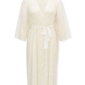 Torrid Off White Lace Robe